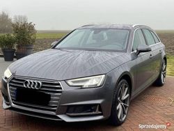 Szary Używany 2019 Audi A4 Kombi | 63 000 zł (Dobra cena)