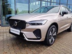 Szary Używany 2025 Volvo XC60 SUV | 259 900 zł