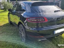 Czarny Używany 2016 Porsche Macan SUV | 124 900 zł (Super Cena)