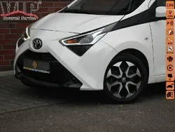 Biały Używany 2021 Toyota Aygo Hatchback | 44 990 zł (Uczciwa cena)