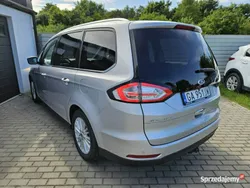 Srebrny Używany 2018 Ford Galaxy Minivan | 64 800 zł (Uczciwa cena)