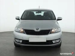 Srebrny Używany 2016 Skoda Rapid Hatchback | 35 499 zł (Uczciwa cena)