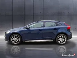 Używany 2018 Volvo V40 CC Kombi | 69 500 zł (Dość drogi)
