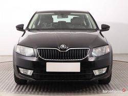Czarny Używany 2015 Skoda Octavia Hatchback | 45 999 zł (Uczciwa cena)