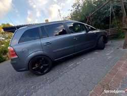Szary Używany 2006 Opel Zafira Minivan | 13 900 zł (Dość drogi)