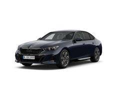 Czarny carbon m metalizowany Używany 2025 BMW 520 Comfort Edition Sedan/Limuzyna | 249 900 zł