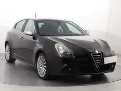 Fioletowy Używany 2011 Alfa Romeo Giulietta Hatchback | 23 999 zł (Uczciwa cena)
