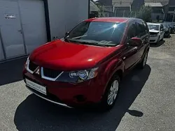 Czerwony Używany 2009 Mitsubishi Outlander SUV | 23 500 zł (Uczciwa cena)
