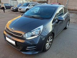 Inny kolor Używany 2015 Kia Rio Hatchback | 42 500 zł (Drogi)