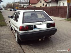 Biały Używany 1990 Nissan Sunny | 6699 zł