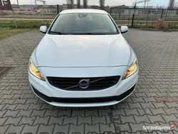 Biały Używany 2016 Volvo V60 Kombi | 38 900 zł (Super Cena)