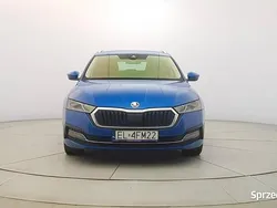 Niebieski (metalik) Używany 2022 Skoda Octavia Style Kombi | 84 850 zł (Drogi)