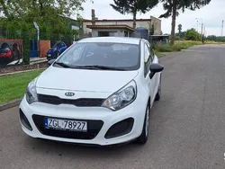 Biały Używany 2012 Kia Rio Sedan/Limuzyna | 17 800 zł (Uczciwa cena)