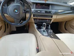 Czarny Używany 2015 BMW 520 Luxury Line Kombi | 69 500 zł (Dobra cena)