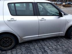 Używany 2005 Suzuki Swift | 9500 zł (Dość drogi)