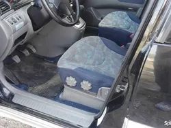 Czarny Używany 1999 Mitsubishi Space Runner Minivan | 6500 zł
