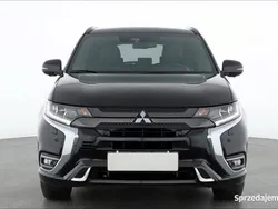Czarny Używany 2019 Mitsubishi Outlander P-HEV SUV | 142 500 zł