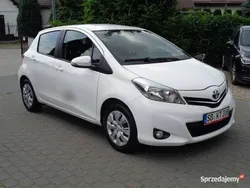 Biały Używany 2013 Toyota Yaris Hatchback | 25 900 zł (Uczciwa cena)