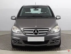 Srebrny Używany 2009 Mercedes B180 Minivan | 18 999 zł (Uczciwa cena)