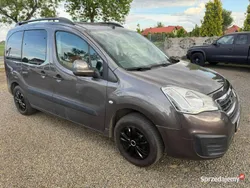 Brązowy Używany 2016 Peugeot Partner Minivan | 29 250 zł (Super Cena)