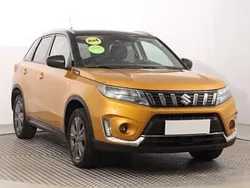 Pomarańczowy Używany 2022 Suzuki Vitara SUV | 79 999 zł (Uczciwa cena)