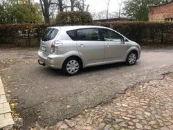 Złoty Używany 2004 Toyota Corolla Verso Minivan | 13 900 zł