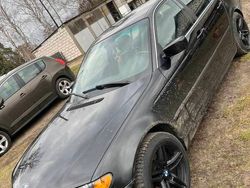 Czarny Używany 2004 BMW 320 Sedan/Limuzyna | 10 500 zł (Uczciwa cena)