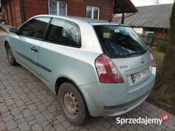 Srebrny Używany 2004 Fiat Stilo Hatchback | 3500 zł