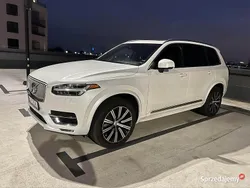 Biały Używany 2023 Volvo XC90 Plus SUV | 180 000 zł