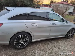 Srebrny Używany 2015 Mercedes CLA180 Sedan/Limuzyna | 58 900 zł
