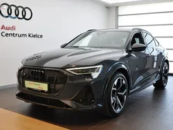 Granatowy Używany 2022 Audi e-tron Ambiente SUV | 239 980 zł