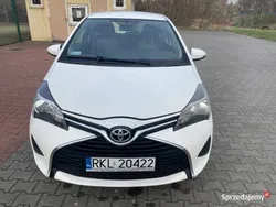 Używany 2015 Toyota Yaris Van | 17 600 zł