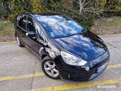 Czarny Używany 2008 Ford S-MAX Minivan | 25 700 zł (Uczciwa cena)