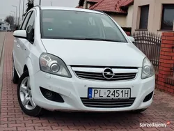 Biały Używany 2008 Opel Zafira Minivan | 16 900 zł (Dość drogi)
