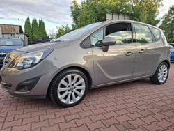 Złoty Używany 2011 Opel Meriva Minivan | 18 900 zł (Uczciwa cena)