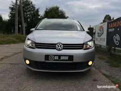 Srebrny Używany 2015 VW Touran Minivan | 31 900 zł (Dobra cena)