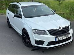 Biały Używany 2015 Skoda Octavia vRS Kombi | 49 999 zł (Dość drogi)