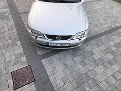 Srebrny Używany 2001 Opel Vectra Sedan/Limuzyna | 2500 zł