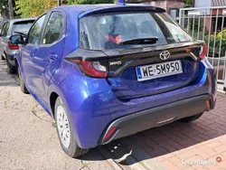 Niebieski Używany 2022 Toyota Yaris Hybrid Hatchback | 61 000 zł (Super Cena)