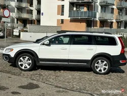 Biały Używany 2011 Volvo XC70 SUV | 38 800 zł (Uczciwa cena)