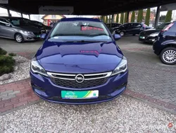 Niebieski Używany 2017 Opel Astra Sedan/Limuzyna | 39 900 zł (Uczciwa cena)