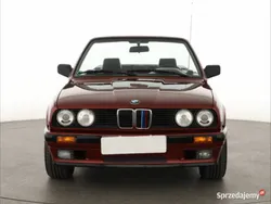 Czerwony Używany 1992 BMW 318 Cabriolet Kabriolet | 60 500 zł