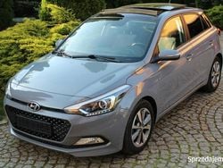 Szary Używany 2015 Hyundai i20 Hatchback | 33 900 zł (Dość drogi)