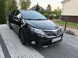 Czarny Używany 2015 Toyota Avensis Kombi | 33 900 zł (Dobra cena)