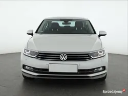 Biały Używany 2017 VW Passat Sedan/Limuzyna | 52 999 zł (Dobra cena)