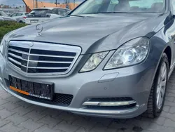Szary (metalik) Używany 2011 Mercedes E350 Sedan/Limuzyna | 55 900 zł (Drogi)