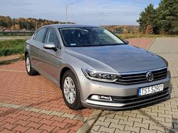 Srebrny Używany 2015 VW Passat Sedan/Limuzyna | 57 900 zł (Dość drogi)