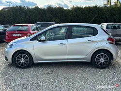 Srebrny Używany 2017 Peugeot 208 Hatchback | 28 990 zł (Dobra cena)