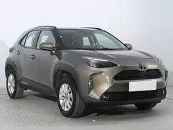 Beżowy Używany 2022 Toyota Yaris Cross SUV | 89 999 zł (Uczciwa cena)