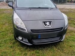 Używany 2011 Peugeot 5008 | 19 500 zł (Dobra cena)